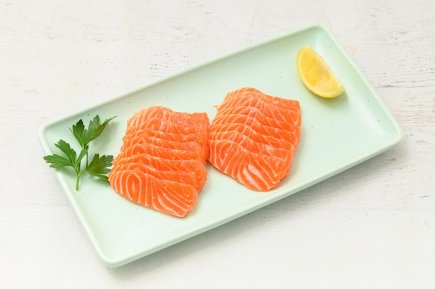 Salmon Sashimi 300gr - 三文鱼刺身 300gr