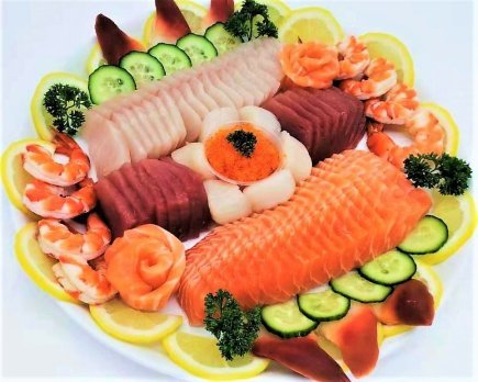 Special  Deluxe Sashimi Platter -  特色刺身拼盘